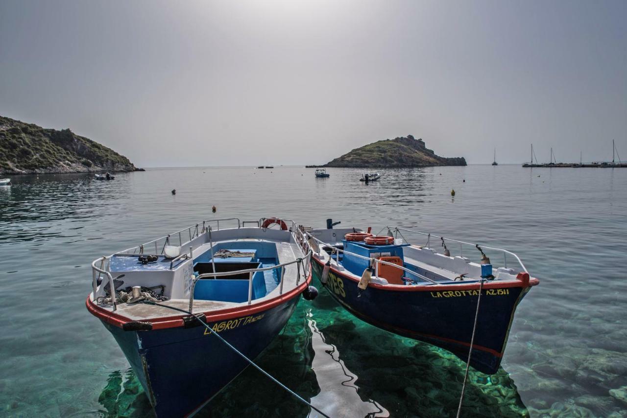 Coastal Paradise Found - Komis' Private Pool Retreat アギオス・ニコラオス エクステリア 写真